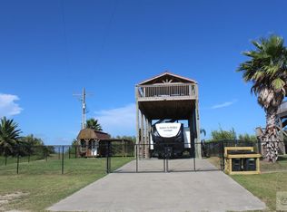 1158 Yacht Basin #55, Pt Bolivar, TX 77650