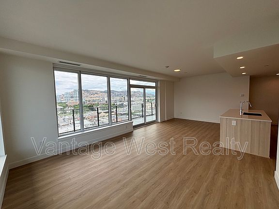 3rd image of 238 Leon Ave #1108