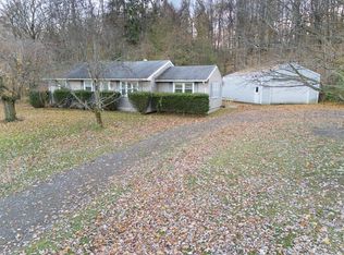 7200 Sutton Rd, Lyons, NY 14489