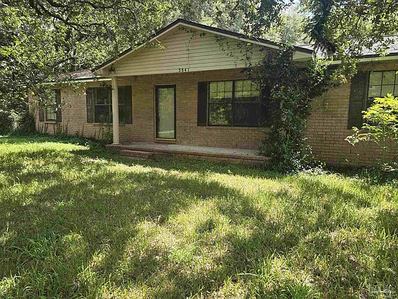 2nd image of 2841 Mandeville Ln