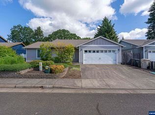 835 Teak Loop NW, Albany, OR 97321