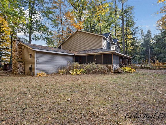 2nd image of 4560 Teal Ln