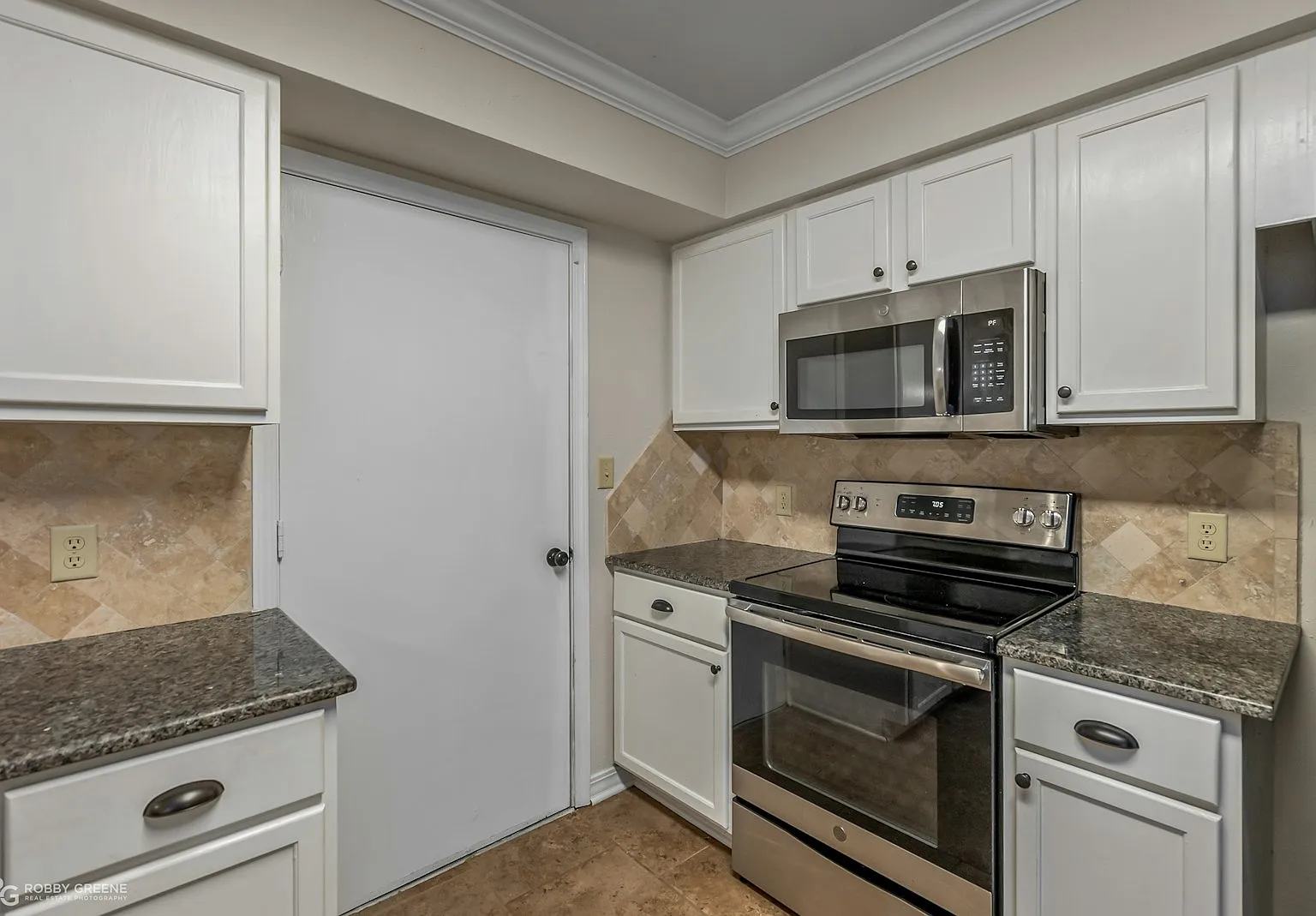 10018 Hanover Drive — Photo 1