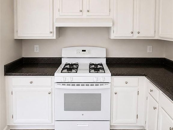 5th image of 5571 Tunbridge Wells Rd