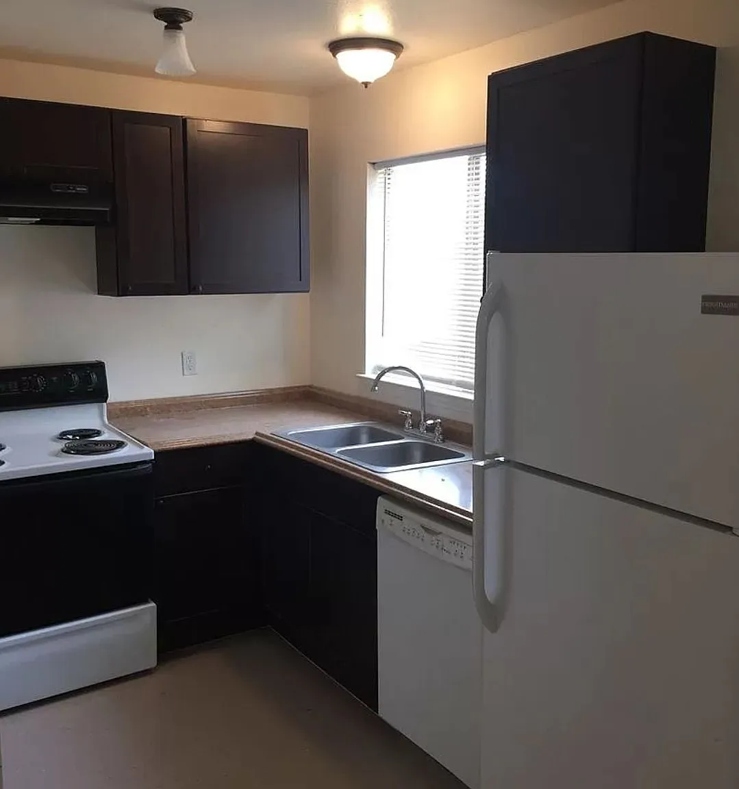 2 bed, 2.0 bath, 995 sqft, $1,195 — Photo 1