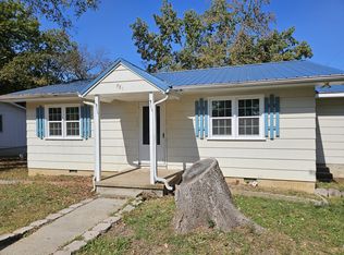 781 Shadowrock Dr, Forsyth, MO 65653