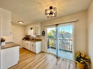 6812 W Par Ln APT 2, Wichita, KS 67212
