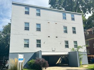 612 W Church St #34, Champaign, IL 61820