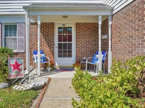 713 Bishop Dr, Virginia Beach, VA 23455