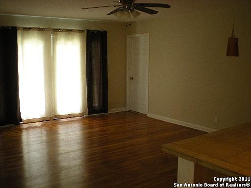 3rd image of 110 Sabyan Dr