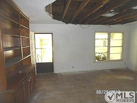 2nd image of 1132 Dora St