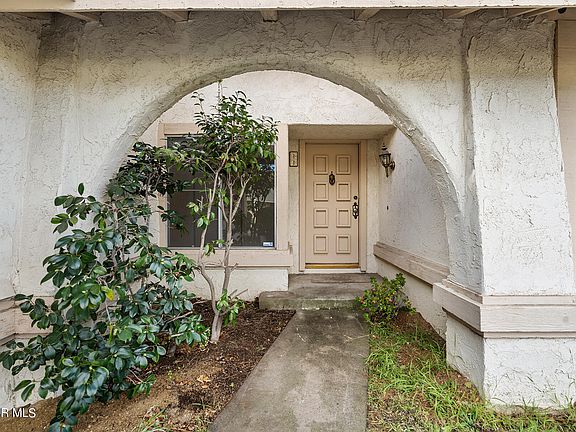 2nd image of 11 Greenmeadow Ave