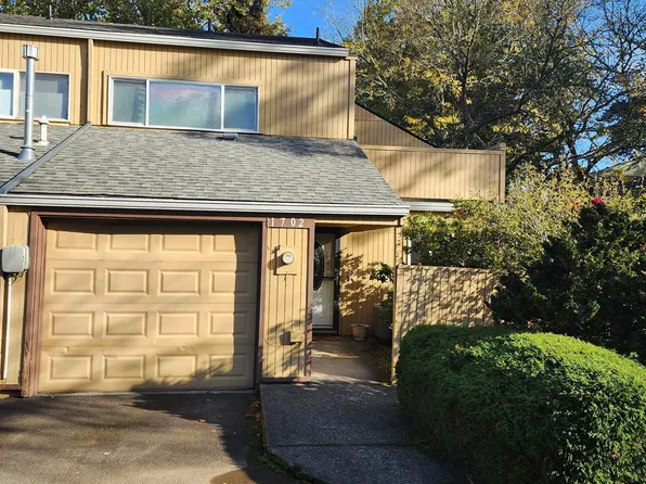1702 NW Lakeway Ln, Beaverton, OR 97006