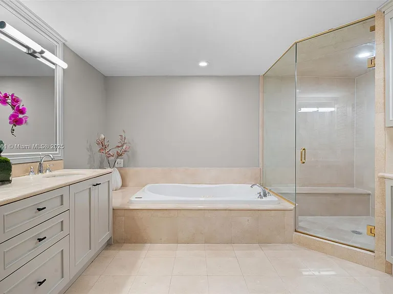 2100 N Ocean Blvd #18D — Photo 25