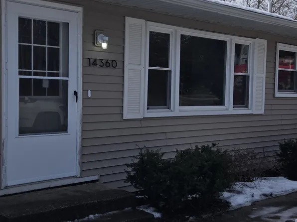 14360 Leonard Rd, Spring Lake, MI 49456