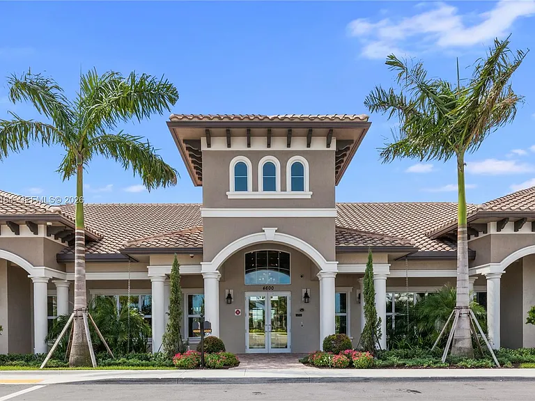 1101 Banyan Dr — Photo 21
