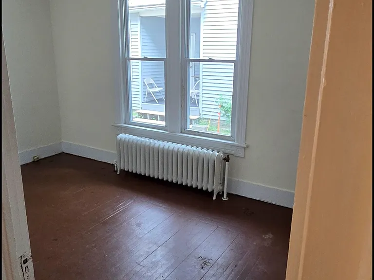 512A Scott St — Photo 3