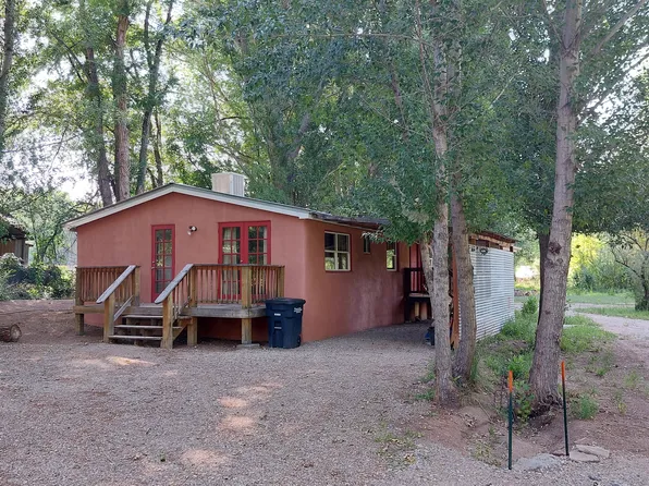 72 County Road 94, Chimayo, NM 87522