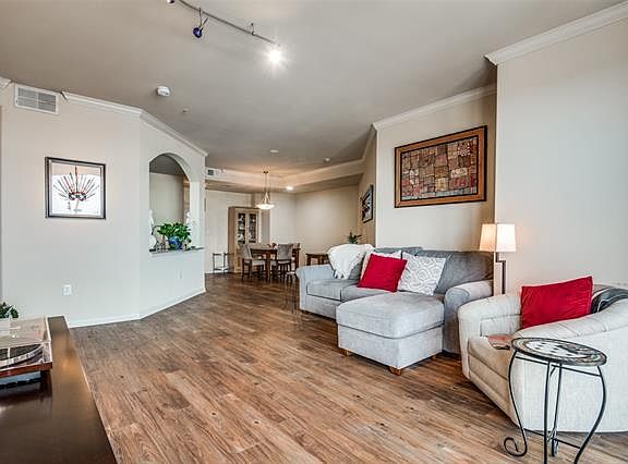 4th image of 330 Las Colinas Blvd #1006