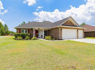 7957 Silver Maple Dr, Milton, FL 32583