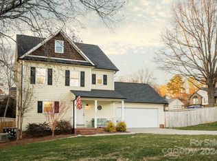 502 Worthington Ct NE, Concord, NC 28025