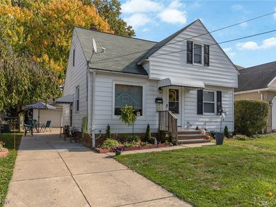 1669 Mapledale Rd, Wickliffe, OH, 44092