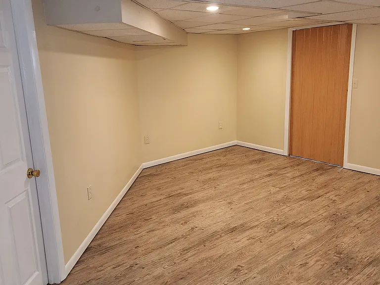 24634 Mabray Ave — Photo 5