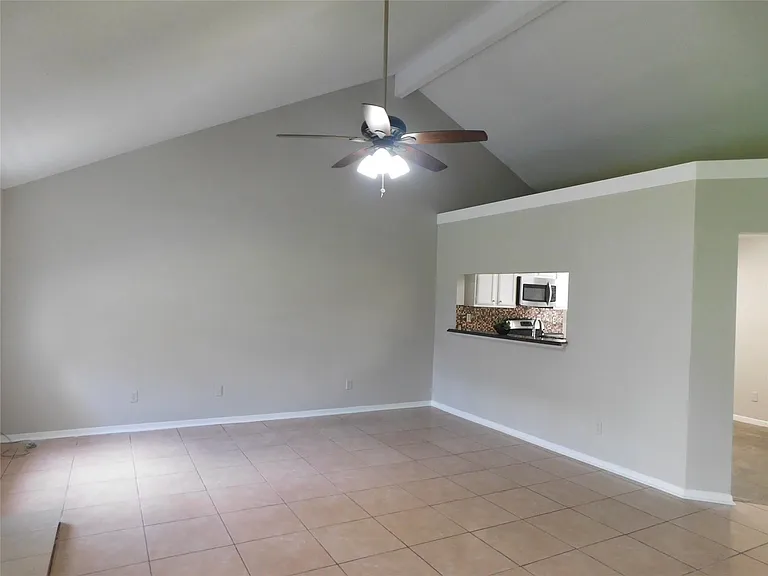 4403 Alamo Ave — Photo 5
