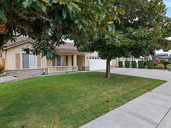 4th image of 2438 E Cherry Avenue