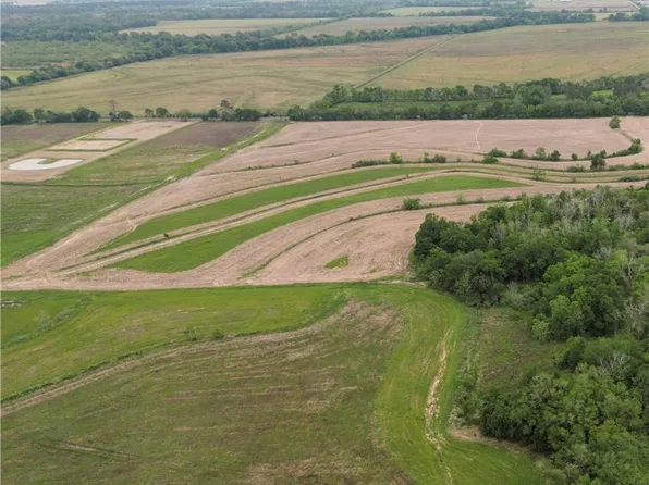 Carl Hoppe Rd, Iowa, LA 70647