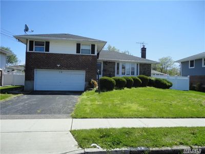 12 Nottinghill Dr, Massapequa, NY, 11758