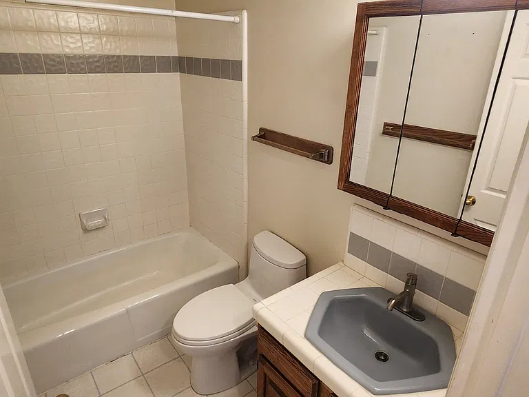 85 Hillview Ave — Photo 14