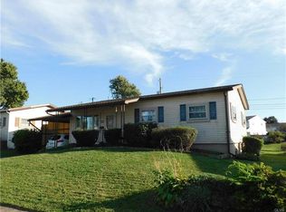 833 Faith Dr, Catasauqua, PA 18032