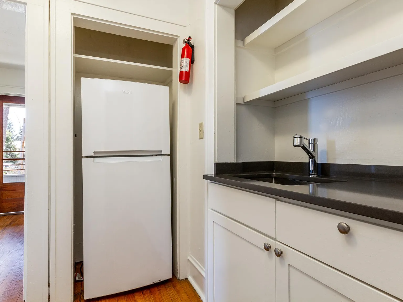 1 bed, 335 sqft, $1,750 — Photo 4