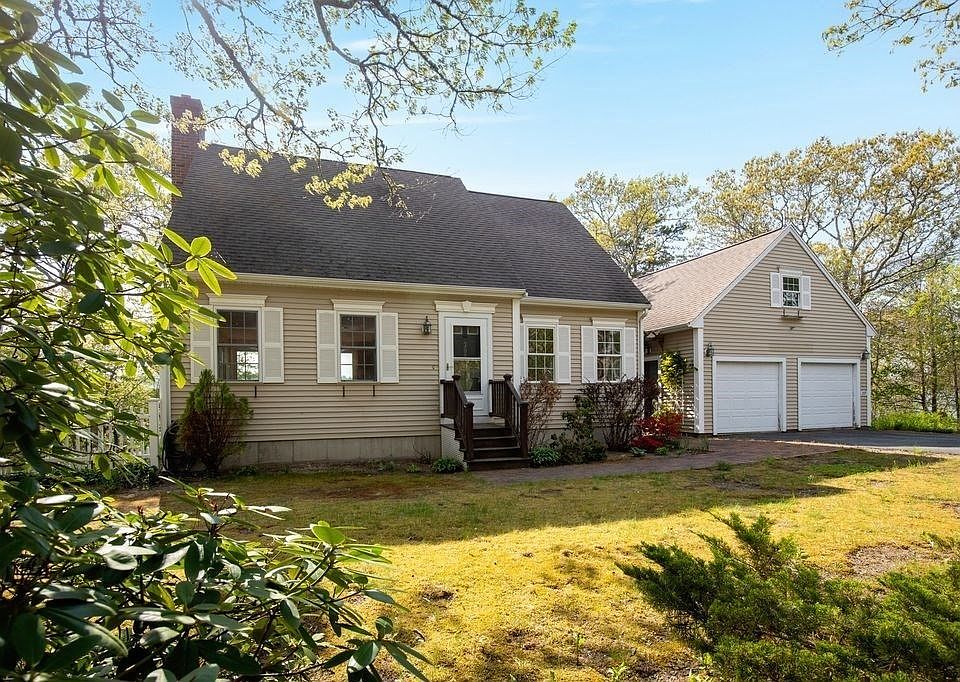 1st image of 209 Herring Pond Rd