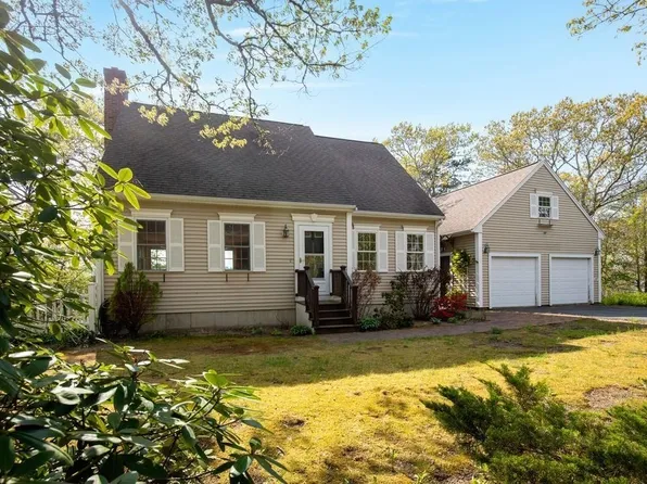 209 Herring Pond Rd, Plymouth, MA 02360