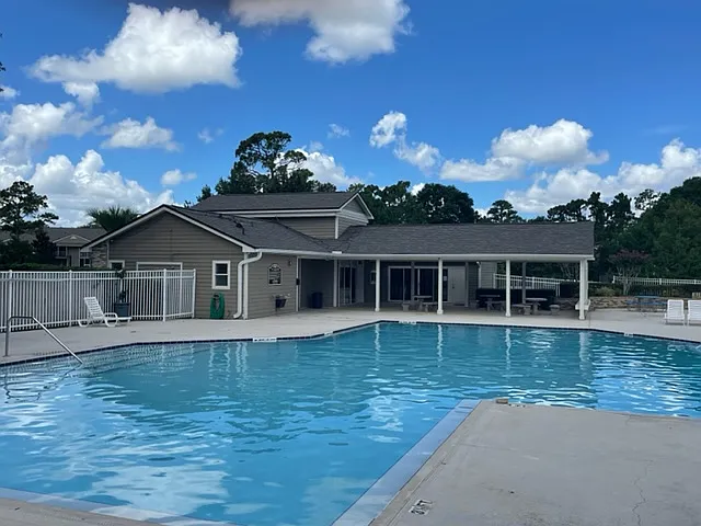 116 Reserve Cir #208 — Photo 3