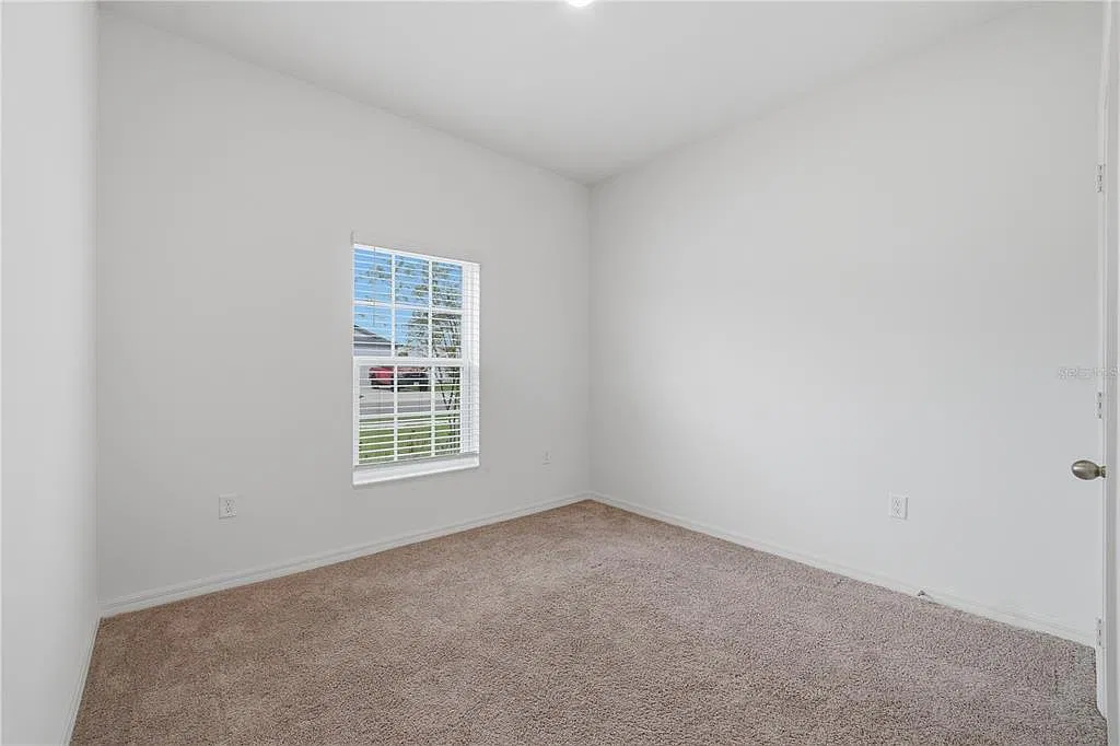 3 bed, 2.0 bath, 1212 sqft, $2,375 — Photo 3