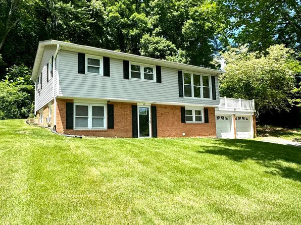 103 Ridgewood Cir, Covington, VA 24426
