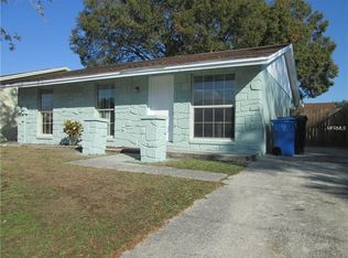 8303 Regina Pl, Tampa, FL 33615