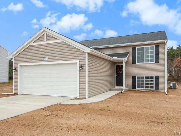 11149 Pheasant Run Dr, Clio, MI 48420