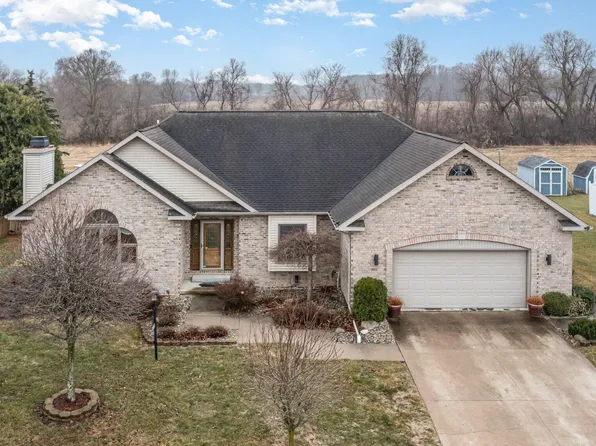 5909 Willowbrook Dr, Saginaw, MI 48638