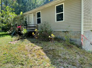 380 Valley Rd, Pineville, KY 40977