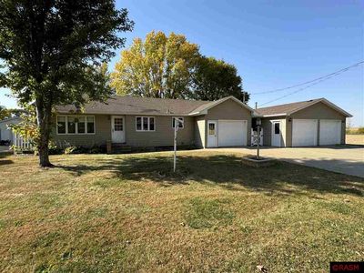 38530 631st Ave, New Ulm, MN, 56073