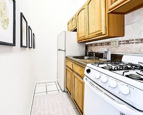 3rd image of 345 Convent Ave APT 3B