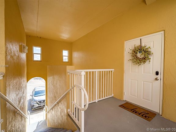 Home For Sale In COURTYARDS TWO