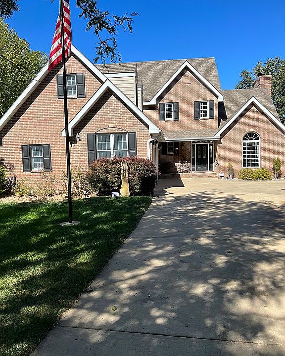 1st image of 1185 Columbine Cir