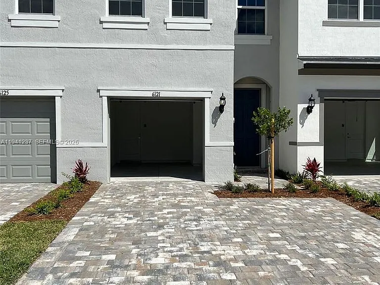 6121 Rancho Ln — Photo 9