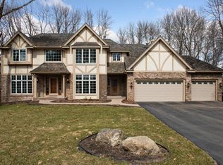 19620 Silver Lake Trl, Shorewood, MN 55331