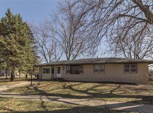 716 SE 4th St, Grimes, IA 50111